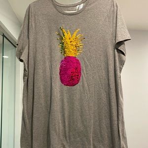 Woman’s Flippy Sequin Pineapple Tee Lane Bryant